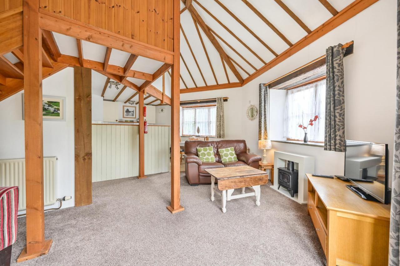 Polean Farm Cottages Looe Exteriör bild