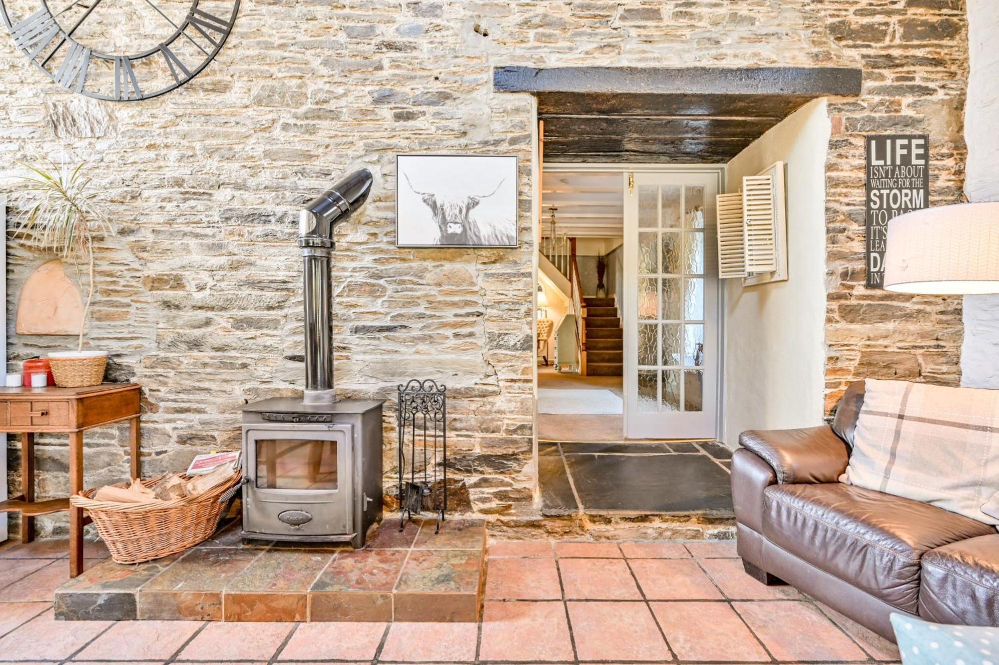 Polean Farm Cottages Looe Rum bild