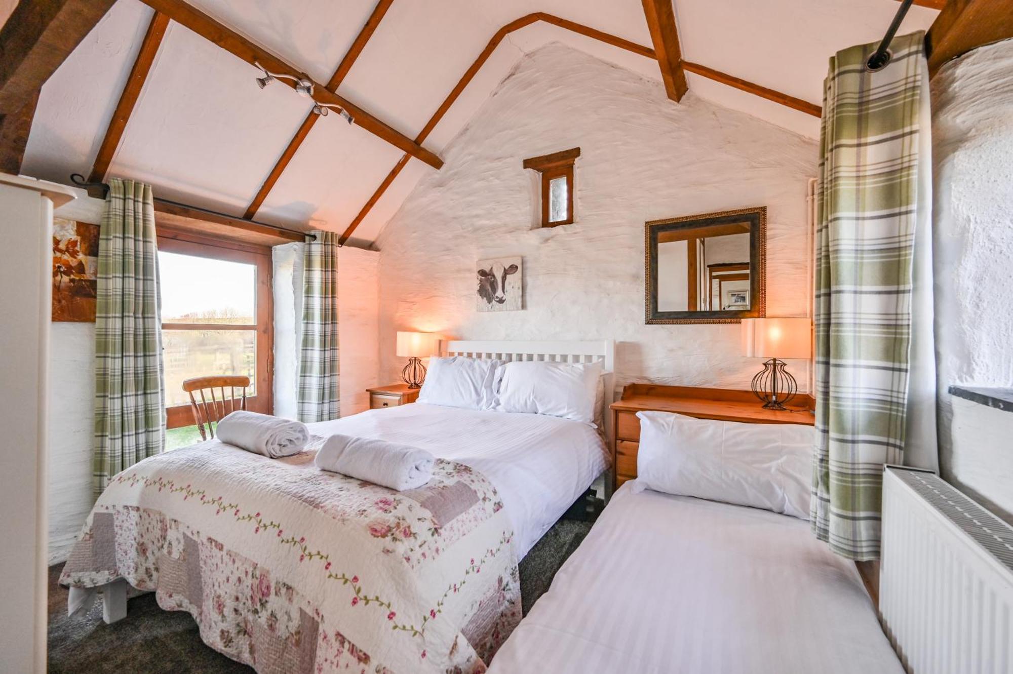 Polean Farm Cottages Looe Rum bild